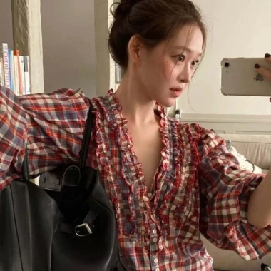Áo sơ mi nữ cổ retro slim-fit ôm dáng - Xu hướng mùa thu, giảm giá 142.560₫