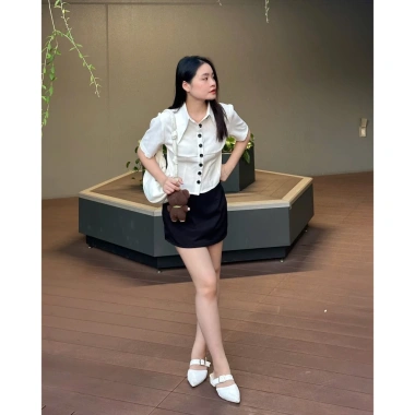 Áo sơ mi nữ cổ trắng VNXK giảm giá, chỉ 320.000đ - Zodiac thời trang hiện đại