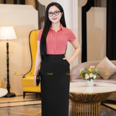Áo sơ mi nữ công sở Anadi cổ bẻ caro ô nhí đỏ-xanh than lụa silk 260 - 317.400₫ 4