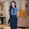 Áo sơ mi nữ công sở Anadi cổ bẻ caro ô nhí đỏ-xanh than lụa silk 260 - 317.400₫ 6