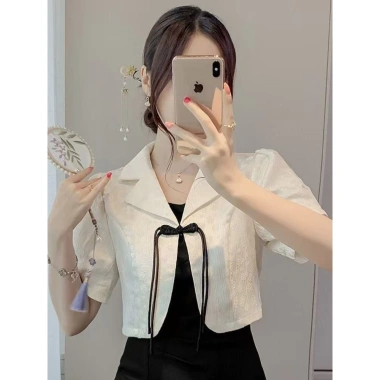 Áo sơ mi nữ cotton cao cấp Barong – Thêu lỗ, khóa ngọc trai, ren đẹp, phong cách hiện đại, chỉ 186.450₫ 14 Áo sơ mi nữ cotton cao cấp Barong – Thêu lỗ, khóa ngọc trai, ren đẹp, phong cách hiện đại, chỉ 186.450₫ 14