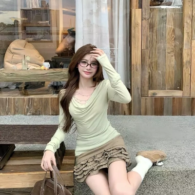 Áo sơ mi nữ dài tay cổ sang trọng, thiết kế dây xích trendy - Giá chỉ 180.360₫ 8 Áo sơ mi nữ dài tay cổ sang trọng, thiết kế dây xích trendy - Giá chỉ 180.360₫ 8