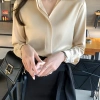 Áo sơ mi nữ dài tay công sở nẹp dấu khuy cúc, lụa mềm mịn, form vừa - Giá chỉ 200.000 7