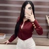 Áo sơ mi nữ lụa cổ V hợp kim - Thiết kế sang trọng màu đỏ đen trắng, giảm giá 22% 4