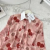 Áo sơ mi nữ lụa hoạ tiết hoa xanh đỏ, công sở phối cổ trắng - Giá chỉ 195.000 VND 4