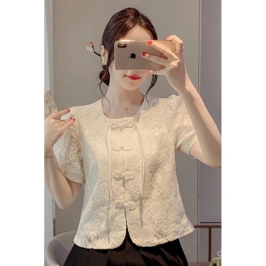 Áo sơ mi nữ phong cách Trung Quốc mùa hè tay phồng, thêu ren, nút Mandarin độc đáo - Giá 166.824 VND Áo sơ mi nữ phong cách Trung Quốc mùa hè tay phồng, thêu ren, nút Mandarin độc đáo - Giá 166.824 VND
