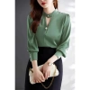 Áo sơ mi nữ tay dài công sở, cổ ôm chữ V, lụa mango mềm mịn, thoáng mát, giá 155k giảm mạnh 4