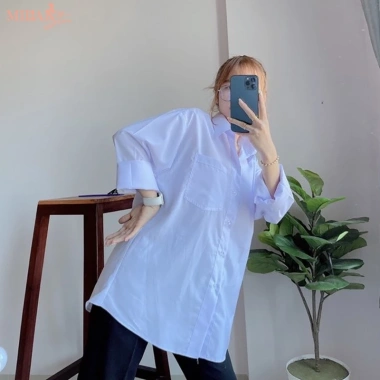 Áo sơ mi nữ tay dài học sinh form rộng basic trắng cổ V bẻ trụ cotton lanh không túi 82.999₫ 5