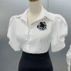 Áo sơ mi nữ trắng oxatyl tay bồng, cotton co dãn nhẹ, phụ kiện hoa cao cấp, giảm còn 225k
