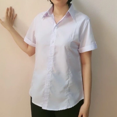 Áo sơ mi nữ trắng tay ngắn, tay lỡ - Vải Kate cấp 1-3, vạc bầu, giá 89.000 VND