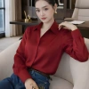 Áo sơ mi nữ trắng vải lụa Oxatyl A23 – Siêu nhẹ, thoáng mát, giảm giá 185k 2