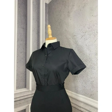 Áo sơ mi nữ trơn trắng ngắn tay công sở mát mẻ, thoáng mát, giá 91.800₫