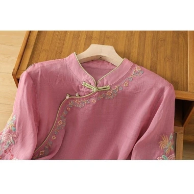 Áo sơ mi nữ Trung Quốc thêu retro, nút ếch, xù mặt trước – Mùa hè, giá 217.993₫ 5