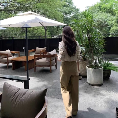 Áo sơ mi sọc cổ polo dáng rộng thời trang Giá chỉ 235.200₫ giảm mạnh