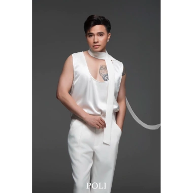 Áo sơ mi tanktop POLI siêu HOT, thun co giãn, giảm 22% chỉ 600.000₫ 5