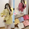 Áo sơ mi thô mềm form rộng thêu nơ Xixeoshop A21 - Giá 139.000 VND, giảm 177.920 VND