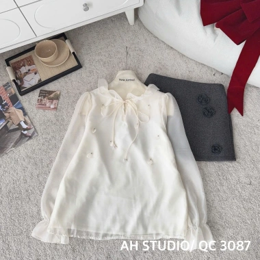 Áo sơ mi tơ be cổ V voan bèo, thắt dây nơ, tay bồng đính hoa QC - ulzzang tiểu thư Hàn