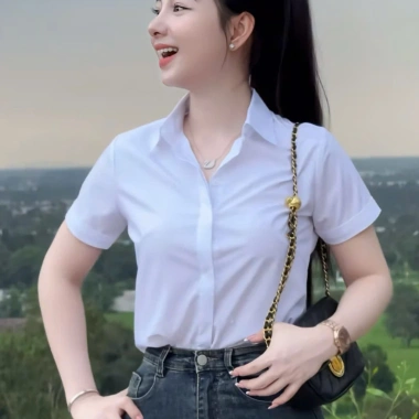 Áo sơ mi trắng cộc tay nữ công sở - Giảm giá 135k, chất liệu mỏng nhẹ, phù hợp đi làm
