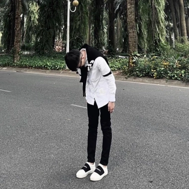 Áo sơ mi trắng dài tay nam nữ cotton lụa cao cấp - phong cách sang trọng, mẫu hot 2.024, giá 250.000₫ 2