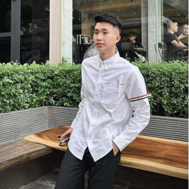 Áo sơ mi trắng dài tay nam nữ viền 3 màu lụa Hàn mềm mịn thoáng mát 155k
