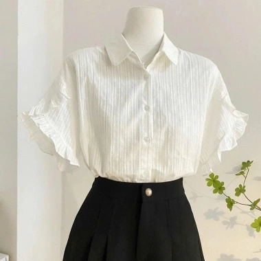 Áo sơ mi trắng dáng suông tay bèo tinh tế, thanh lịch cho nữ - Giá chỉ 169.000₫ 10
