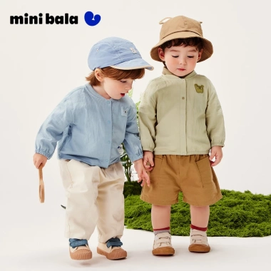 Áo sơ mi unisex Minibala cotton nguyên chất, thoáng khí mùa hè, thiết kế bóng đá, rời áo khoác - giảm giá 23% 2 Áo sơ mi unisex Minibala cotton nguyên chất, thoáng khí mùa hè, thiết kế bóng đá, rời áo khoác - giảm giá 23% 2