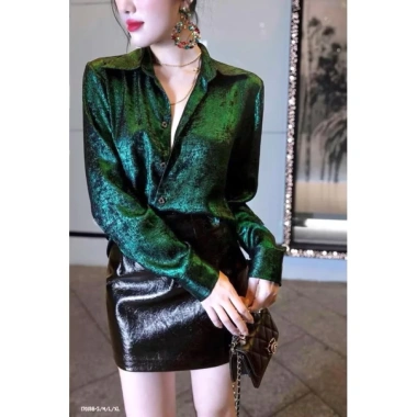 Áo sơmi nữ dài tay tơ nhũ trơn xanh lá NQT Boutique – phong cách công sở, giảm giá 20%