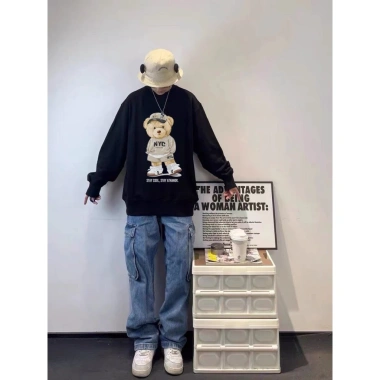 Áo Sweater 2.025 Dáng Rộng Nỉ Bông Unisex Xám Tiêu Mẫu Gấu Cool - RTOML Giá 69.000 VND