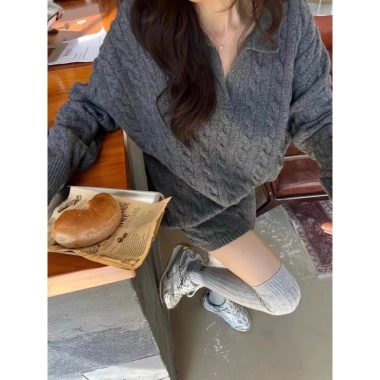Áo Sweater Dệt Kim Cổ Bẻ Dáng Ôm - Phong Cách Hàn Quốc Thu Đông 2.023 Giá 124k