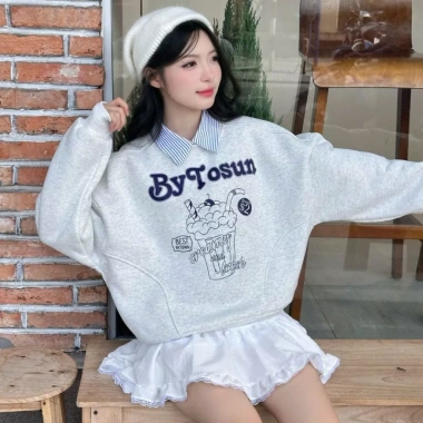 Áo sweater nỉ bông Cream boxy dáng lửng nam nữ – Cổ tròn RTOML, hot 2.025, giảm 21% 119.999₫ 3
