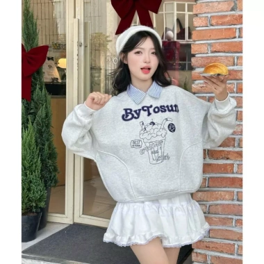 Áo sweater nỉ bông Cream boxy dáng lửng nam nữ – Cổ tròn RTOML, hot 2.025, giảm 21% 119.999₫ 4