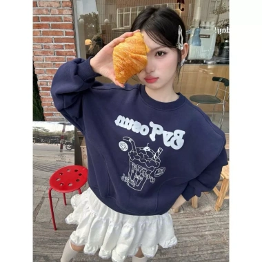 Áo sweater nỉ bông Cream boxy dáng lửng nam nữ – Cổ tròn RTOML, hot 2.025, giảm 21% 119.999₫ 7