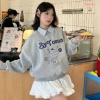 Áo sweater nỉ bông Cream boxy dáng lửng nam nữ – Cổ tròn RTOML, hot 2.025, giảm 21% 119.999₫ 9