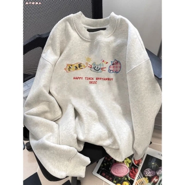 Áo Sweater Nữ 2.025 Xám Nhạt In Mèo Cartoon Dễ Thương Oversize Unisex 320GSM 100% Xơ Bông Local Brand RTOML - 119.999 VND