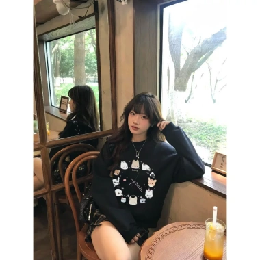 Áo sweater nữ boxy cổ tròn 100% cotton vải nỉ bông thoáng mát 320GSM in mix - Giá chỉ 119.999đ RTOML 6