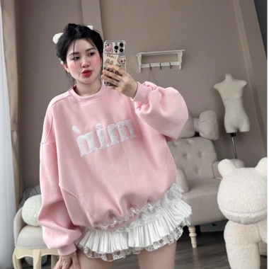 Áo Sweater Nữ Form Boxy Thêu Chữ Min Dễ Thương Năng Động - Giá 169.750₫, Phối Đồ Đi Học, Chơi, Café