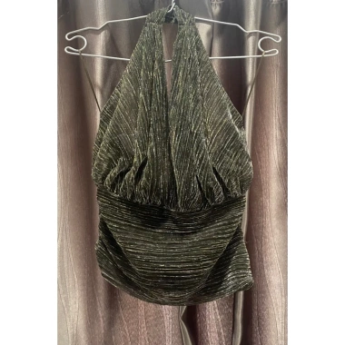 Áo thiết kế dzung biez sz s giảm còn 350k - Giá gốc 900k, phong cách trẻ trung và thoải mái