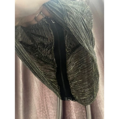 Áo thiết kế dzung biez sz s giảm còn 350k - Giá gốc 900k, phong cách trẻ trung và thoải mái