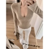 Áo thu đông dài tay nữ cổ V ôm body sexy, tôn dáng, mềm mịn QCCC NGOMINH SP355 79.000 VND 5