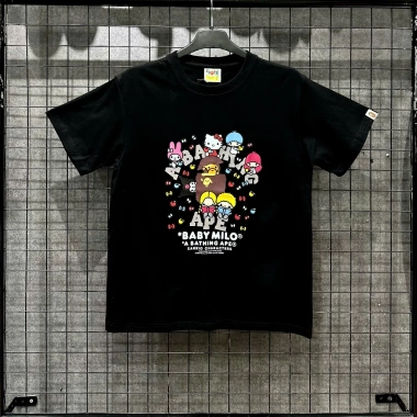 Áo Thun A Bathing Ape – Nhiều Màu, Giá Gốc 1.161.000, Giảm còn 900.000 VNĐ 3