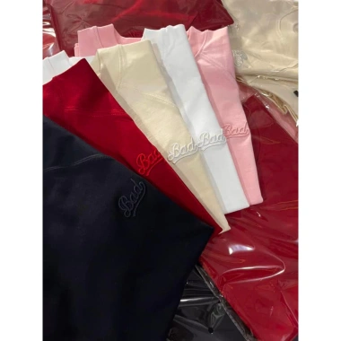 Áo thun baby tee tay ngắn Ảnh tự chụp thêu chữ BAD giảm giá 185k, giá gốc 225.7k 6 Áo thun baby tee tay ngắn Ảnh tự chụp thêu chữ BAD giảm giá 185k, giá gốc 225.7k 6
