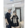 Áo thun cá tính hình đôi giày xinh - Áo phông chữ đôi giày, giam gia, chỉ 110.400 VND 5