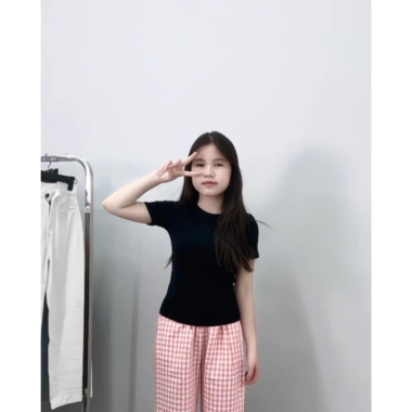 Áo thun cổ tròn cotton co dãn 4 chiều, bó sát, phù hợp m43+ 34kg, giá chỉ 82.000đ