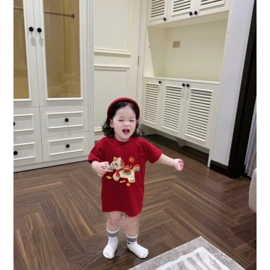 Áo thun gia đình ngựa đồng xu vàng cho bé - áo phông mùa hè unisex trẻ em, phong cách kid genz, giá 126.000₫ 7