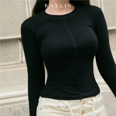 Áo thun KAYLIN tay dài basic, vải thun cotton co giãn, phong cách tối giản BST 11/2.025, 326.000₫ 8 Áo thun KAYLIN tay dài basic, vải thun cotton co giãn, phong cách tối giản BST 11/2.025, 326.000₫ 8