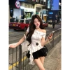 Áo thun lệch vai trắng dáng peplum bèo cá tính phong cách Y2K - 261.000đ