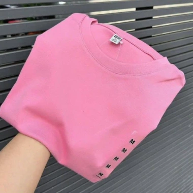 Áo thun lửng bodycon trơn tay ngắn xuất xịn UN, giá chỉ 215.000, giảm mạnh 14 Áo thun lửng bodycon trơn tay ngắn xuất xịn UN, giá chỉ 215.000, giảm mạnh 14