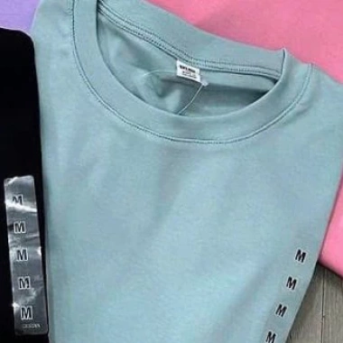 Áo thun lửng bodycon trơn tay ngắn xuất xịn UN, giá chỉ 215.000, giảm mạnh 19 Áo thun lửng bodycon trơn tay ngắn xuất xịn UN, giá chỉ 215.000, giảm mạnh 19