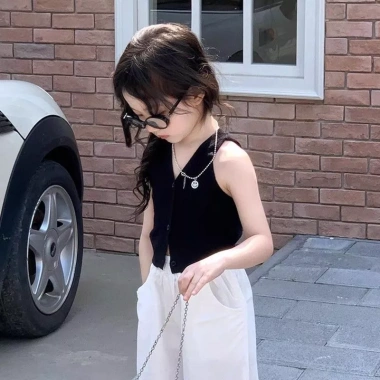 Áo thun mỏng bé gái mùa hè cổ V sling ngọt ngào, không tay, phong cách Hàn Quốc - Giá chỉ 193.166₫ 4
