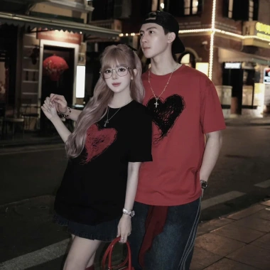 Áo Thun Nam Nữ Hình Tim 3D Đỏ Đen Local Brand - Giảm Giá 180.000 Đến 221.400